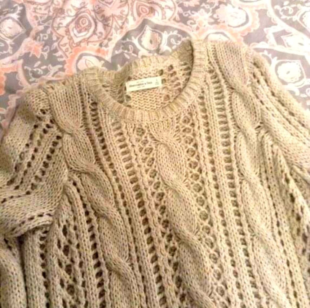 Abercrombie sweater